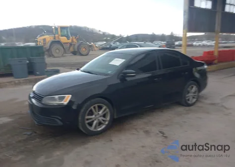 2014 Volkswagen Jetta 1.8T Se from USA, damaged, VIN 3VWD17AJXEM424169